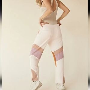 Free People Movement Flurry Pants Size Medium Bleached Ballet Combo